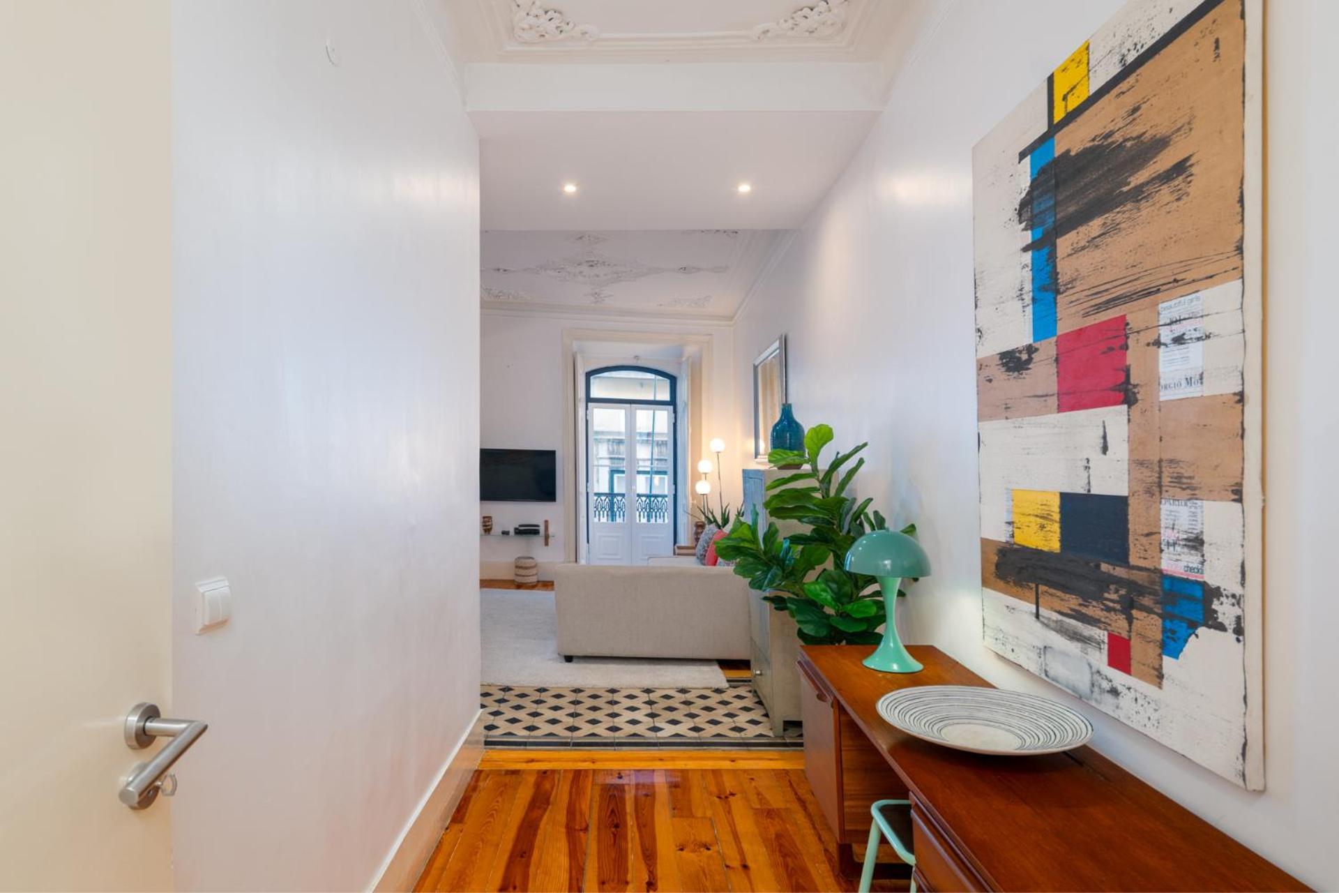 Beautiful Apartment In Bairro Alto - Quite Lisbon Bagian luar foto
