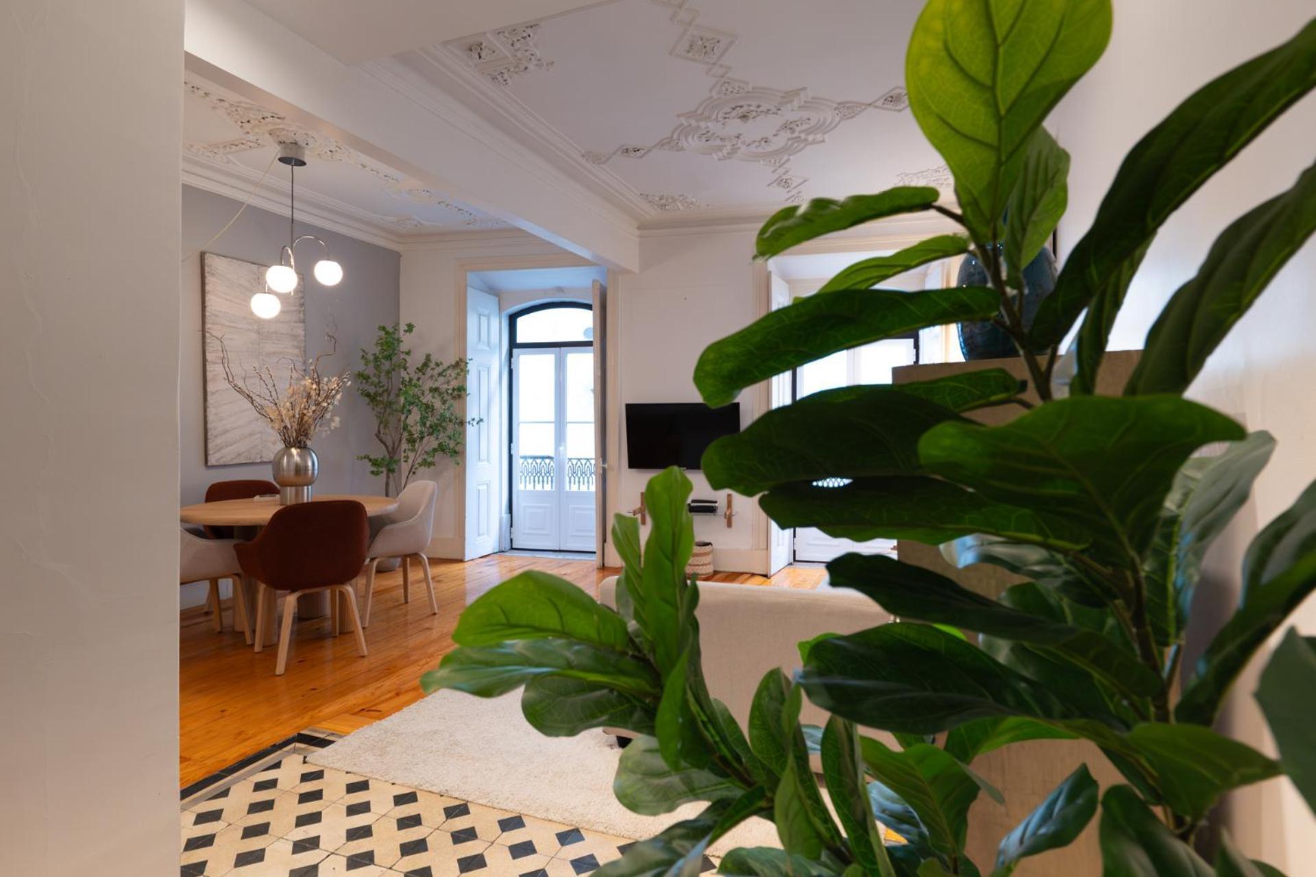 Beautiful Apartment In Bairro Alto - Quite Lisbon Bagian luar foto