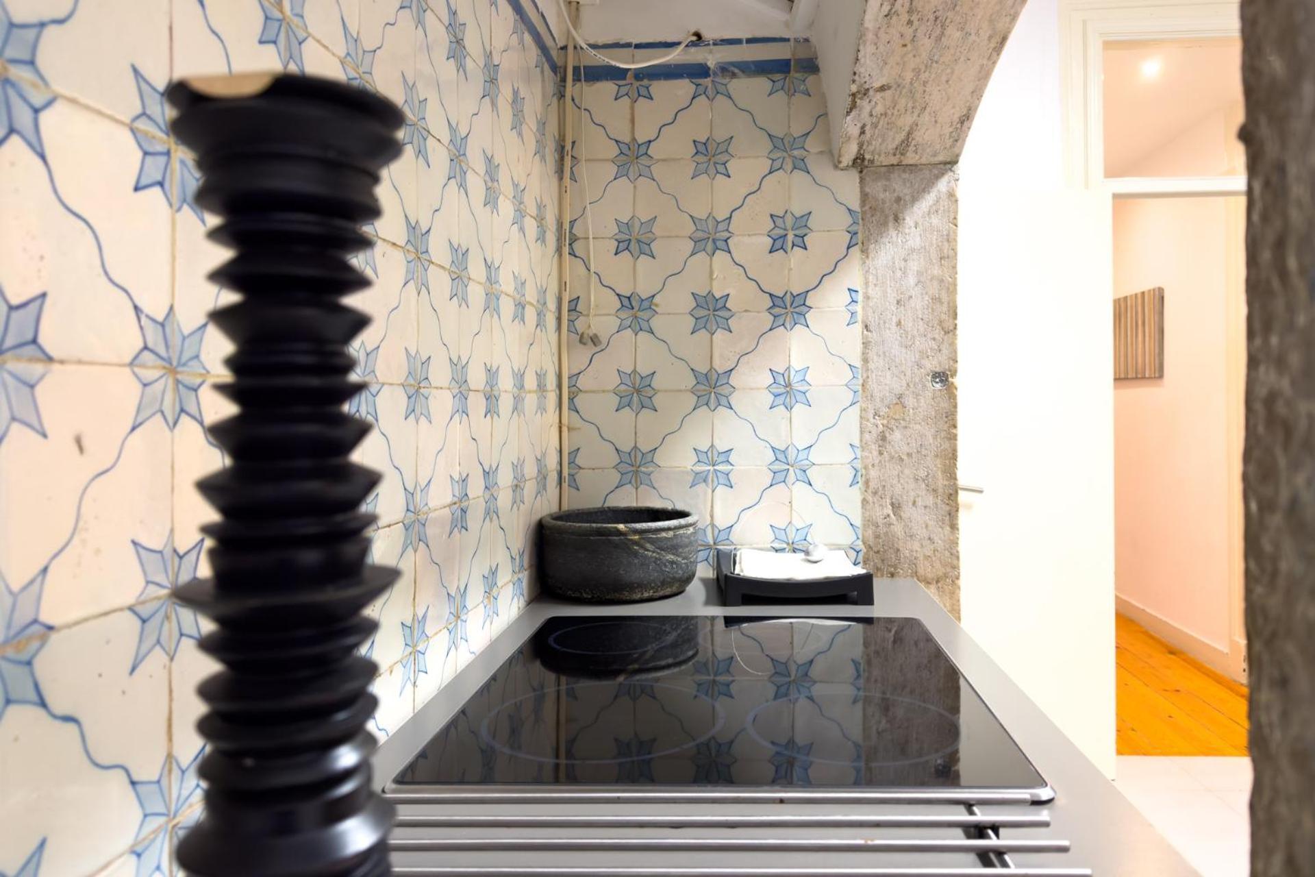 Beautiful Apartment In Bairro Alto - Quite Lisbon Bagian luar foto